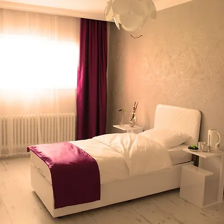 Beykent Hotell 3*