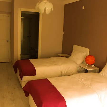 Hotel Beykent 3*